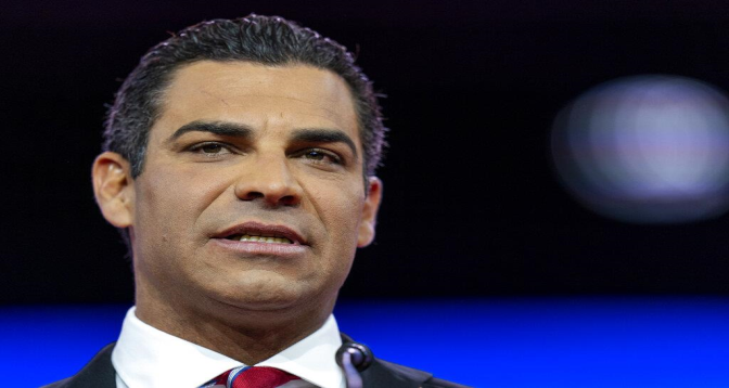 الرئاسيات الأمريكية لسنة 2024.. عمدة ميامي يعلن ترشحه رسميا