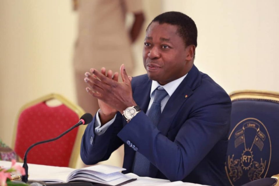 Le président togolais qualifie le sommet du Commonwealth d'"historique"