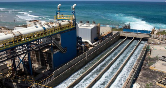 Face au stress hydrique, le Maroc accélère la course au dessalement de l’eau de mer