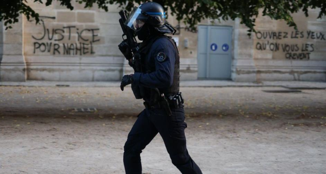 Emeutes en France: un homme meurt à Marseille à la suite d’un probable tir de "type flash-ball"