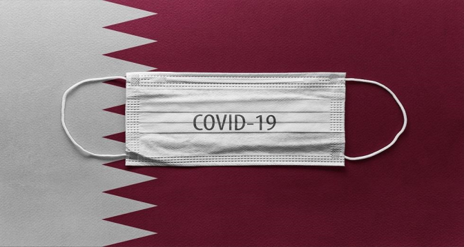 قطر تعيد إلزامية ارتداء الكمامة في الأماكن العامة المغلقة