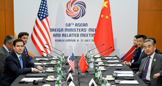 ASEAN : rencontre entre Marco Rubio et son homologue chinois Wang Yi