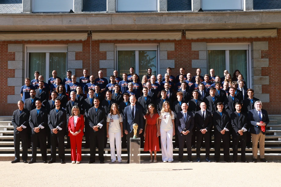 L'Espagne célèbre sa Roja... Le Roi Felipe VI accueille les champions du monde