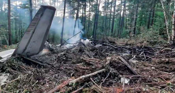 Crash d’un avion en Russie : Les boîtes noires retrouvées, deux hypothèses avancées
