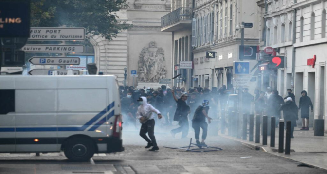 France/Émeutes urbaines: plus de 2.000 personnes jugées 