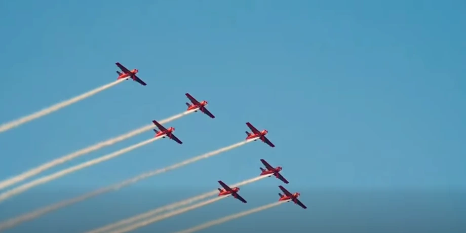 Fête de la jeunesse : Des spectacles époustouflants de l'équipe de voltige "Marche Verte" à M’diq et Martil