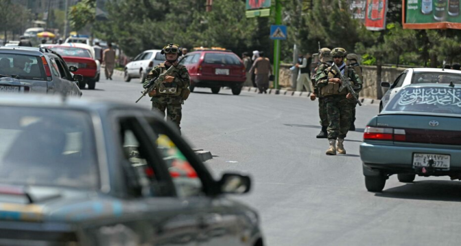 Afghanistan: explosion due à un tir de roquette à Kaboul
