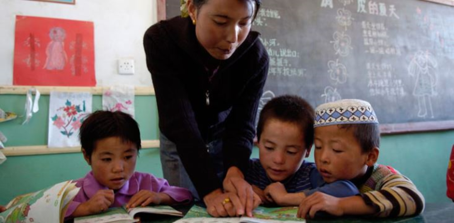اليونسكو: هناك حاجة إلى نحو 69 مليون معلم لتحقيق التعليم الأساسي الشامل بحلول عام 2030 