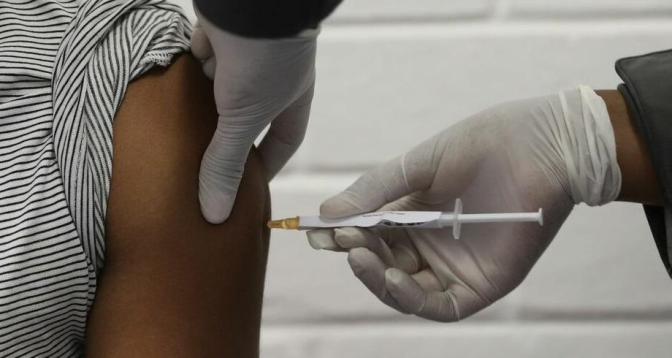 Covid-19 : le déploiement de la vaccination stagne en Afrique 