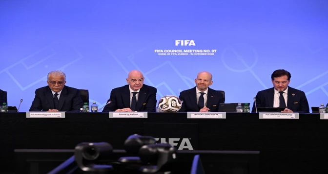 إنفانتينو يعتذر دون تقديم "إجابات مرضية" خلال اجتماع فيفا بشأن خطة كأس العالم