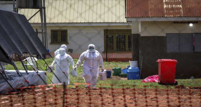 Ouganda : Confinement immédiat de deux districts touchés par Ebola


