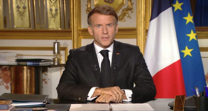 Violences en France : Macron pointe des "défaillances" et demande à la police de changer ses méthodes