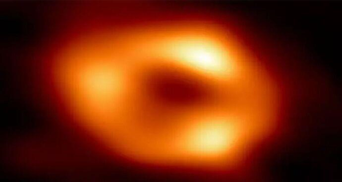 La NASA découvre le trou noir le plus éloigné jamais observé aux rayons X