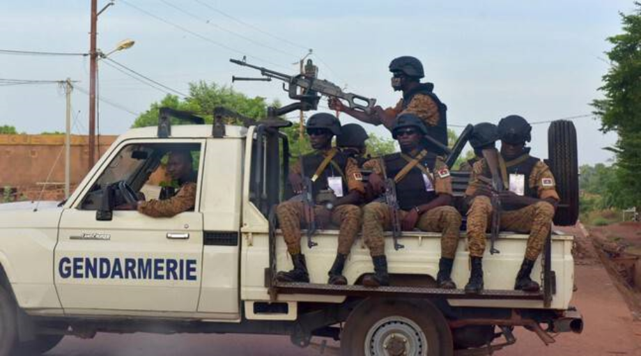 Burkina: une trentaine de terroristes neutralisés et cinq bases détruites