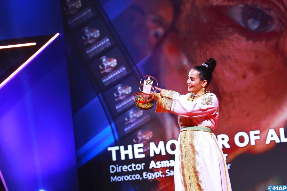La réalisatrice Asmae El Moudir, Grand Prix du Festival du Film de Marrakech, dédie "l'Etoile d’or" à Sa Majesté le Roi Mohammed VI