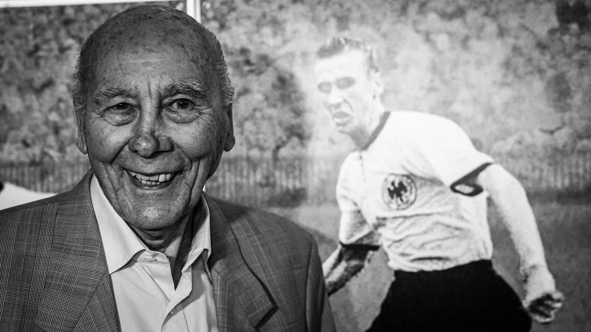 وفاة هورست ايكل آخر لاعبي منتخب ألمانيا الغربية الفائز بكأس العالم 1954