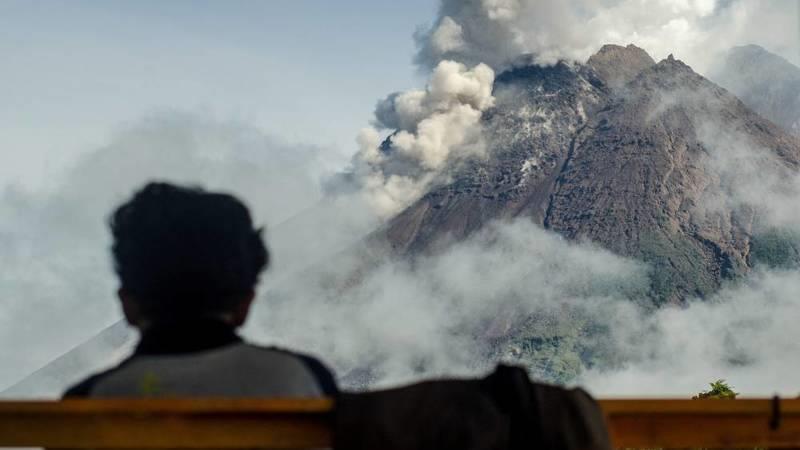 34 قتيلاً حصيلة بركان سيميرو في إندونيسيا