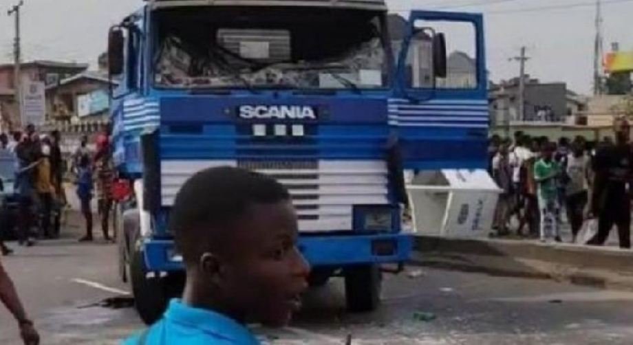 Nigeria: un camion fonce sur des adolescents, 2 morts et 12 blessés