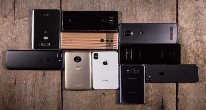 Smartphones: Samsung, Apple et Huawei, marques les plus connues au Maroc