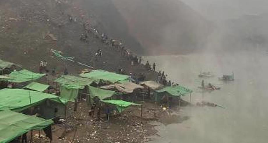70 مفقودا على الأقل جر اء انزلاق تربة في منجم في بورما 