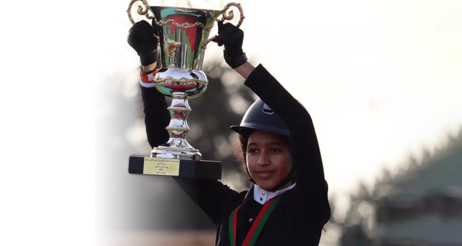 Championnat du Maroc de saut d'obstacles: la cavalière Maria Mernissi remporte le titre chez les cadets
