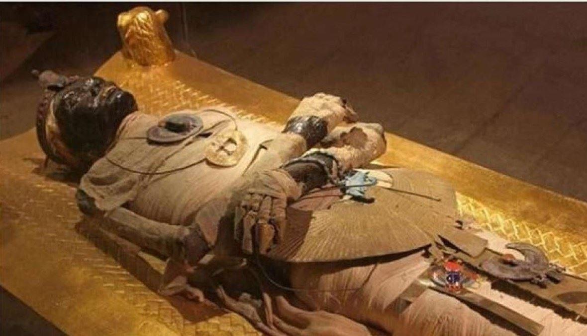 مصر تكشف أسرار مومياء فرعون بتقنية الأشعة المقطعية من دون فك لفائفها

