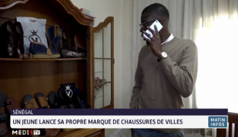 Sénégal: un jeune homme lance sa propre marque de chaussures de ville